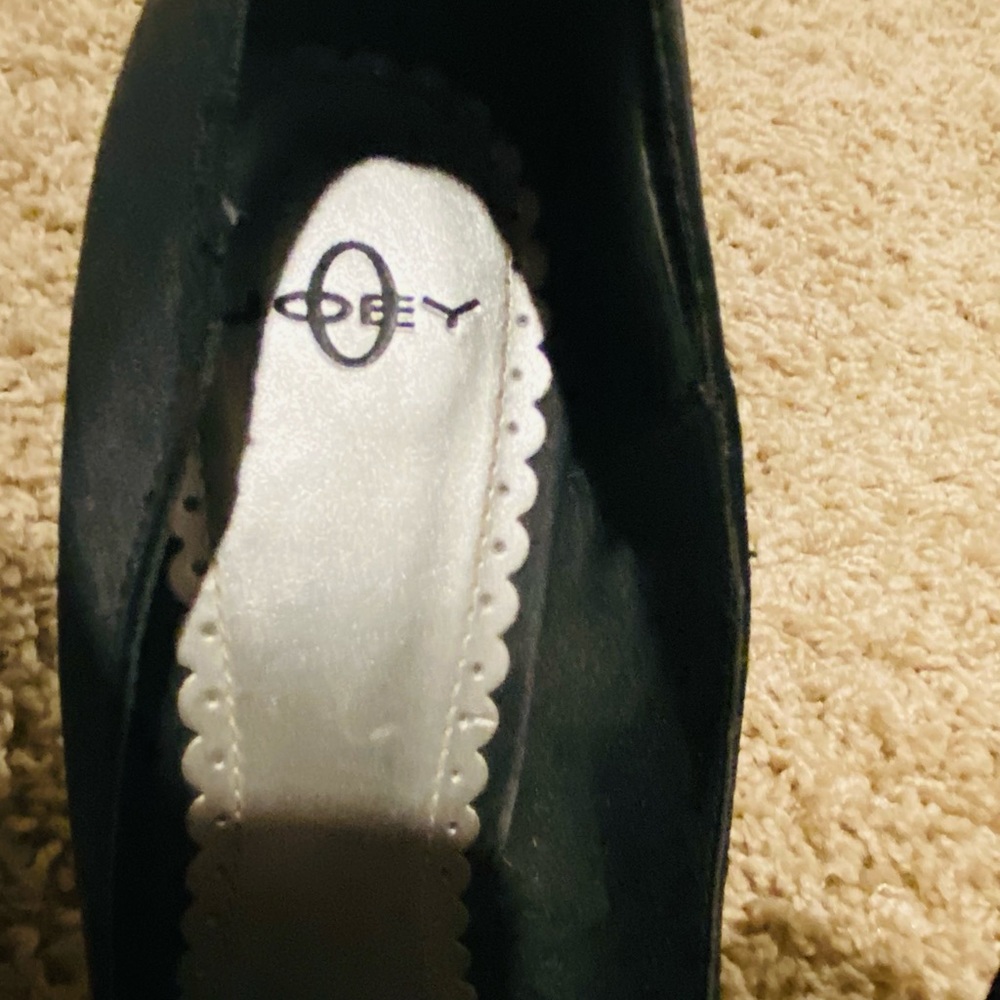 Joey black heels woman size 8 authentic
